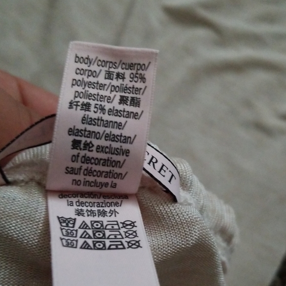 Sexy Victoria Secret pajama Bottoms - Picture 4 of 5